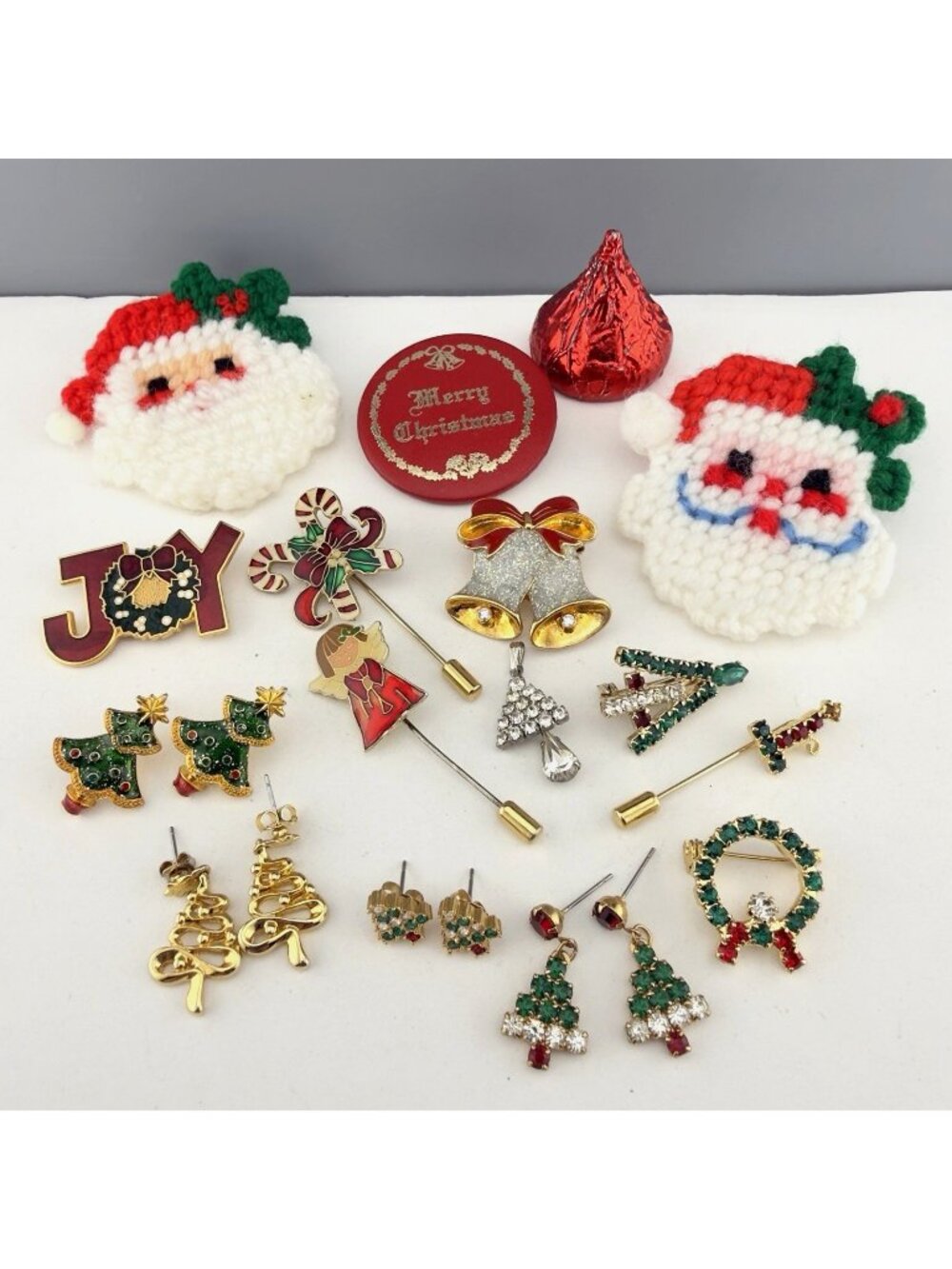 Vintage Christmas Holidays Jewelry Lot Enamel Rhinestone Festive Avon Hershey